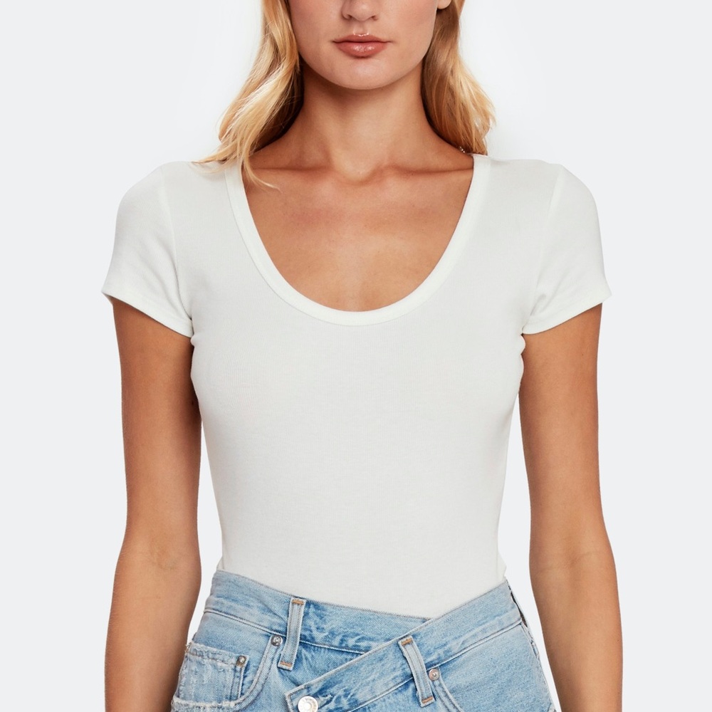 MARKET Tissue Tee